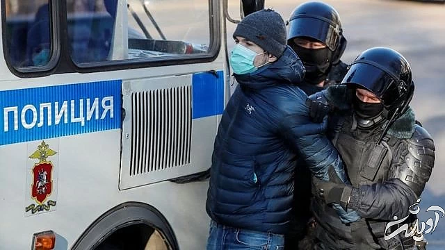 پلیس ضد شورش با تجمع هواداران ناوالنی برخورد کرد